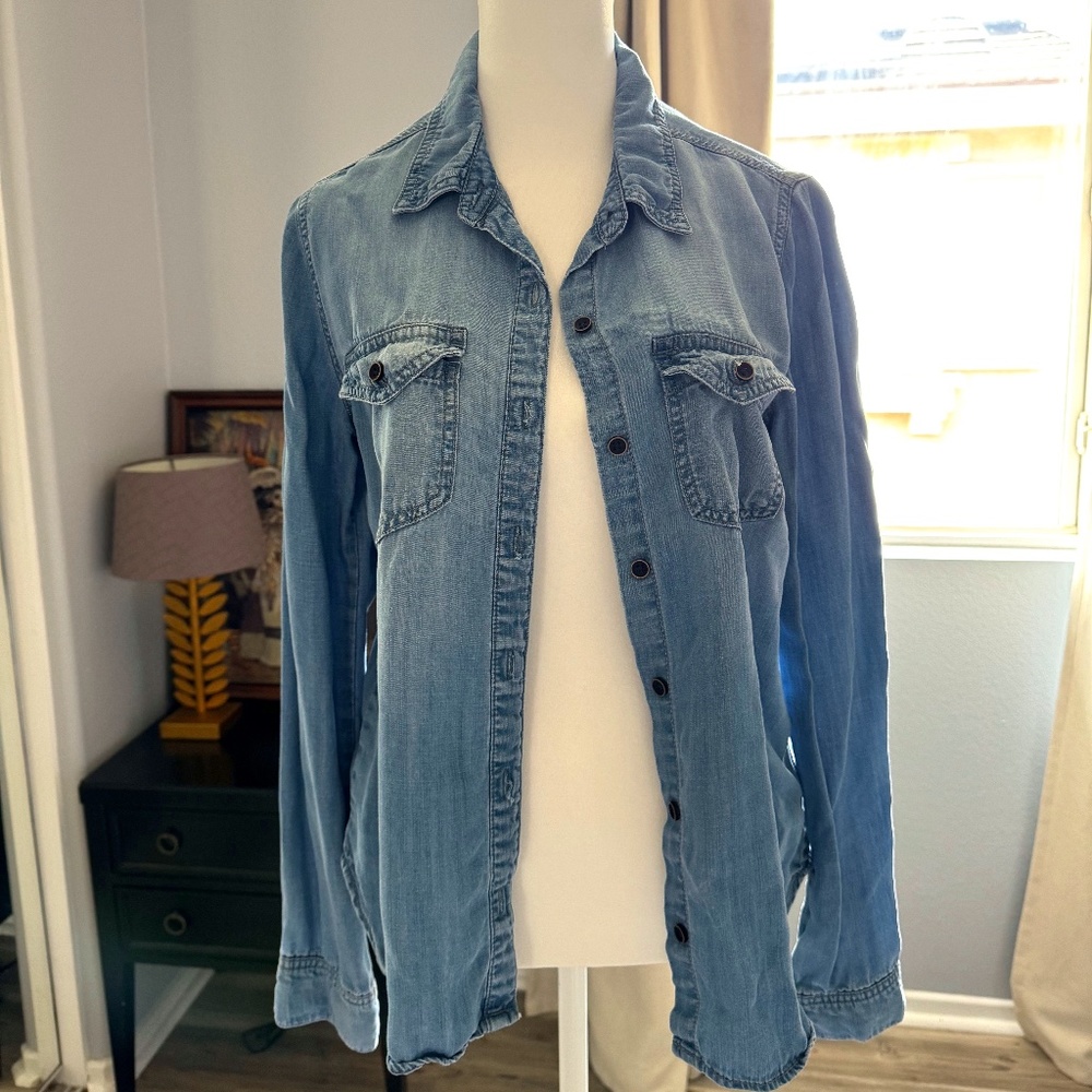 Life In Progress Blue Denim Button Down Shirt Women SMALL